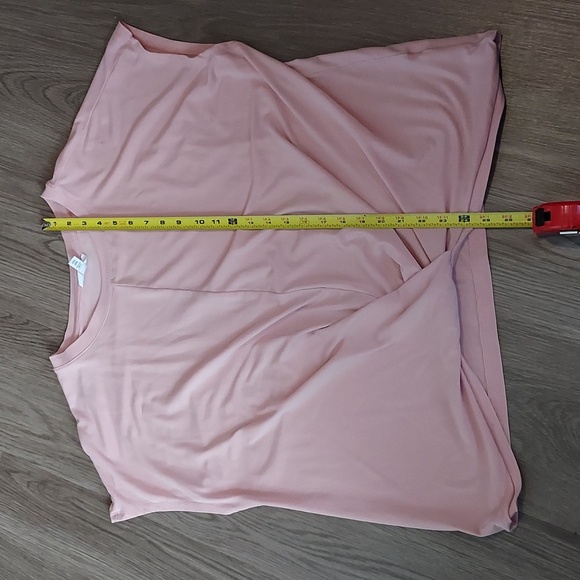 Time & Tru short sleeve with tie at bottom pink xxl - Picture 10 of 10
